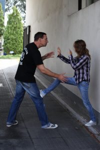 street defense ist Selbstverteidigung